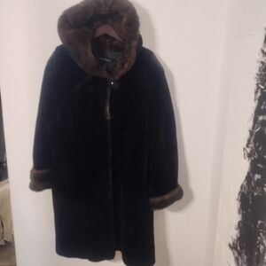 Lane Bryant Black Hooded  Faux Fur Jacket  With Brown Trim size 22